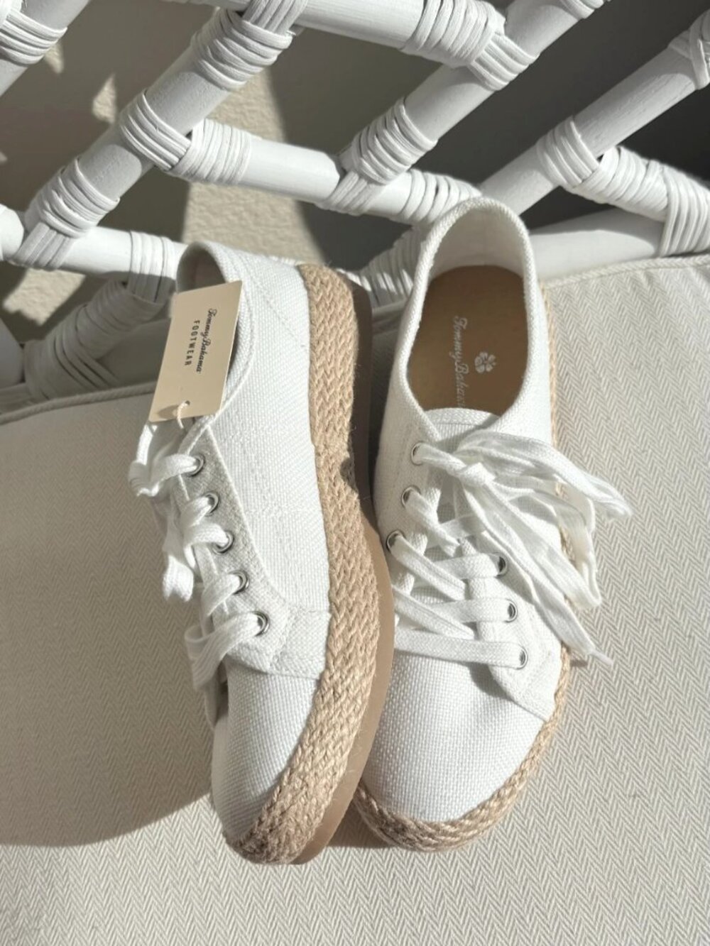 Tommy Bahama Women's 'White Canvas Crochet Espadrille Sneakers 8.5 NWT
